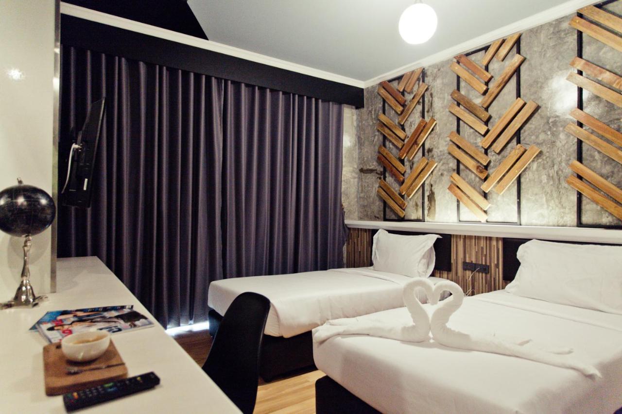 The Proud Hotel Ubon Ratchathani Exterior foto